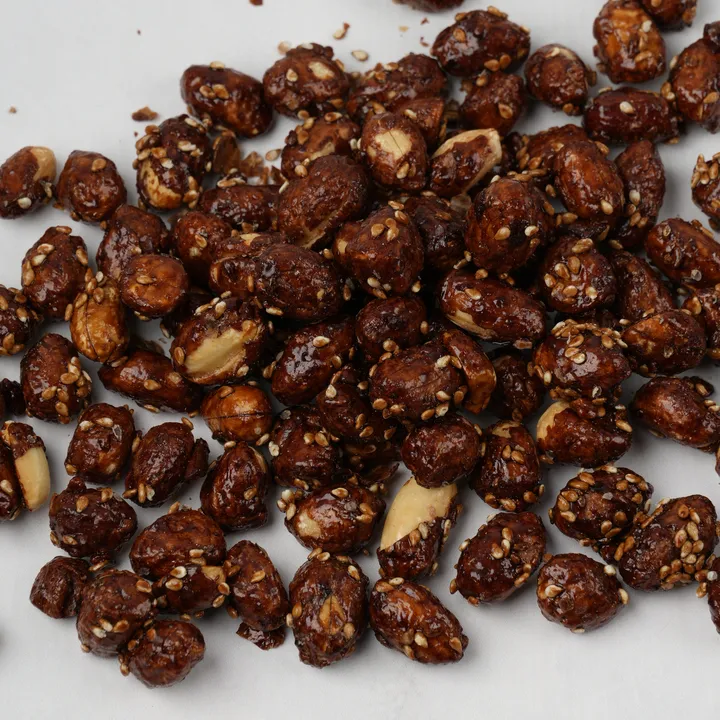 Maní dulce con ajonjolí - Imagen 2